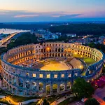 Vanesa Apartament *