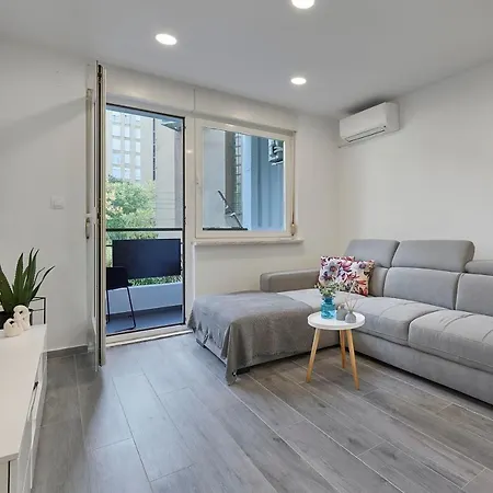 דירה Vanesa פולה